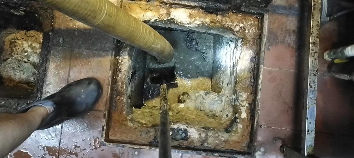 赞皇污水池清理一般都有毒气，怎么预防中毒呢？