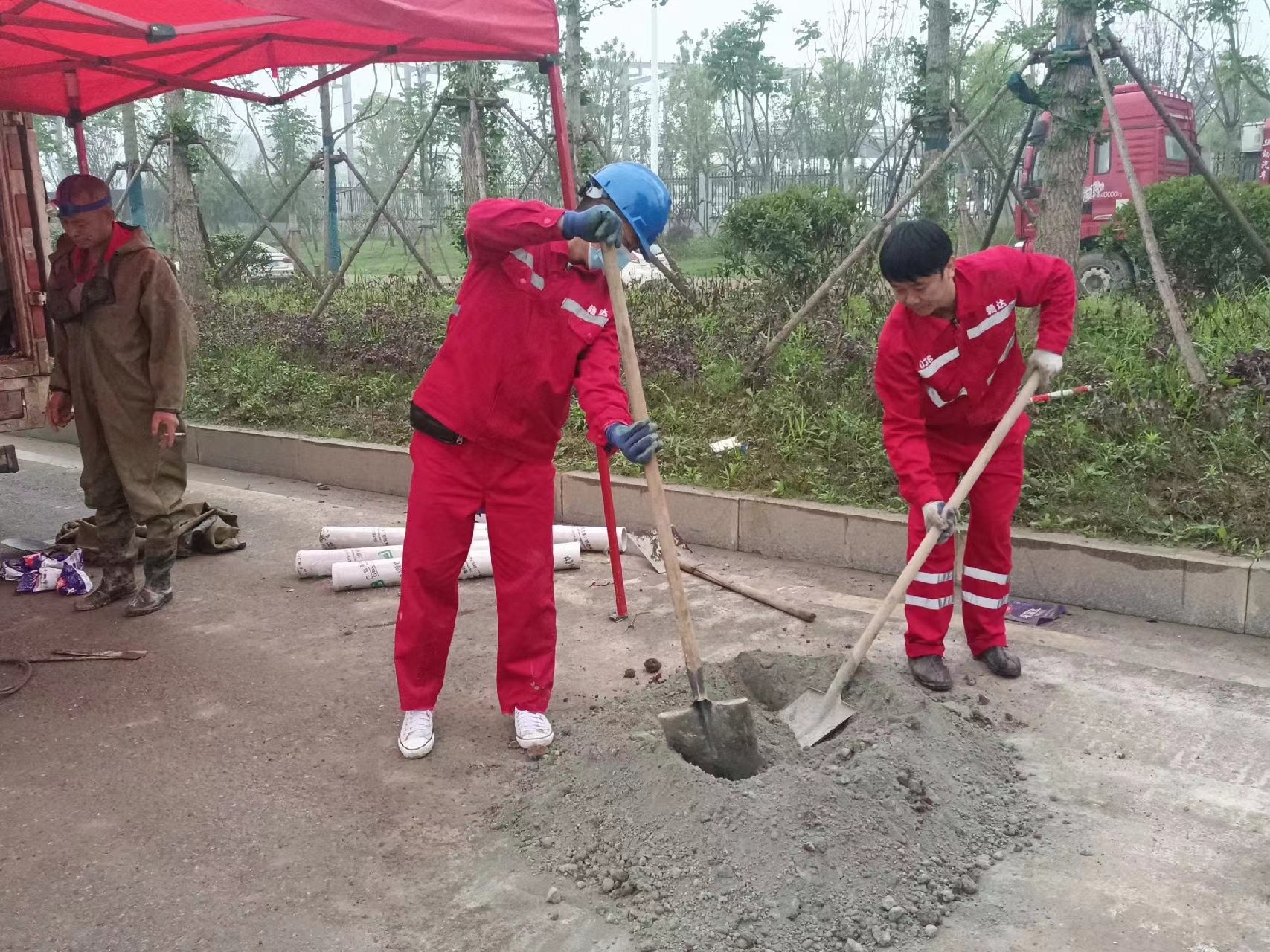 赞皇管道疏通哪家好】及时进行市政管道清淤